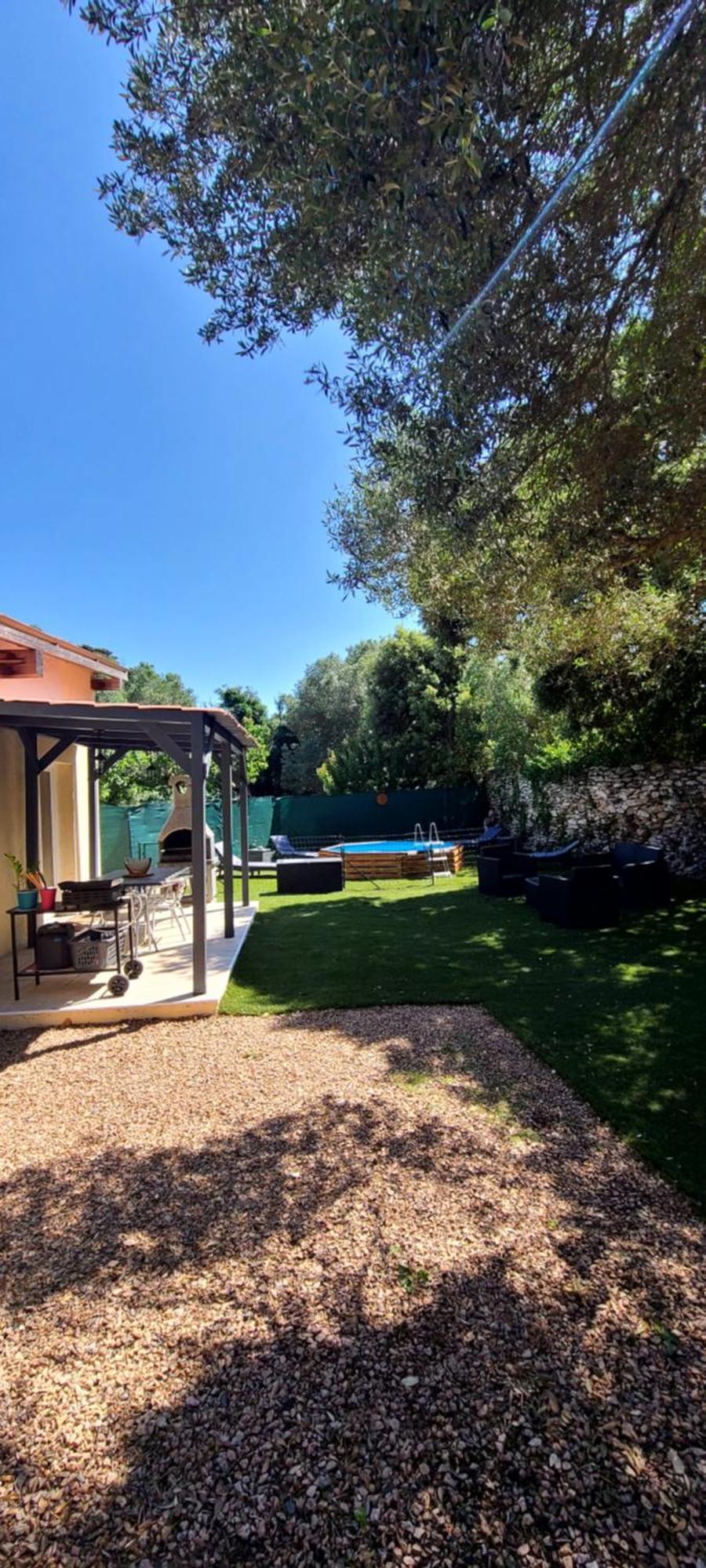 Villa Paty Bonifacio  Exteriör bild